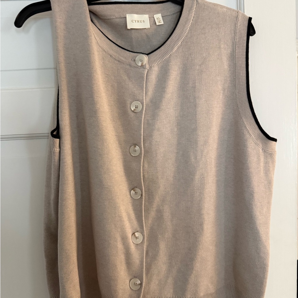 Cyrus Women's Light Beige Cardigan